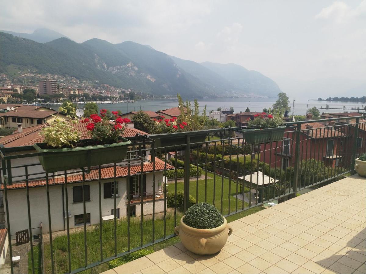 Lake View Terrace Паратико Екстериор снимка